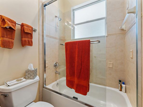 200 Montant Drive, Palm Beach Gardens FL 33410