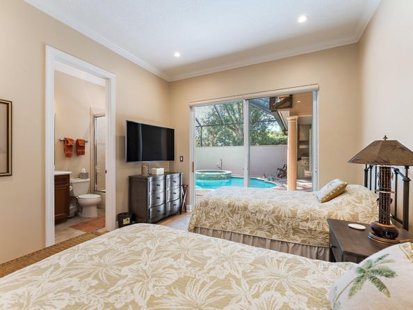 200 Montant Drive, Palm Beach Gardens FL 33410