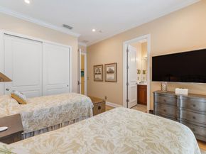 200 Montant Drive, Palm Beach Gardens FL 33410