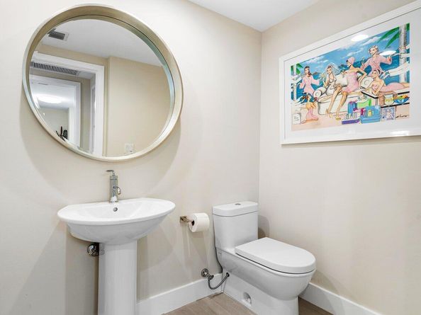 1180 N Federal Highway 707, Fort Lauderdale FL 33304