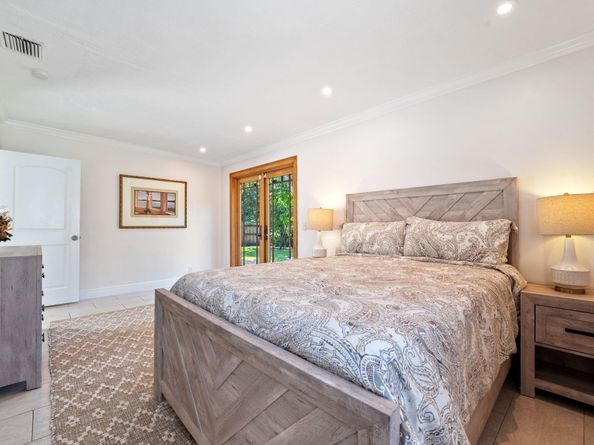 344 Forest Hill Blvd, West Palm Beach FL 33405