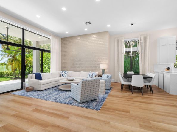 16125 Villa Vizcaya Place, Delray Beach FL 33446