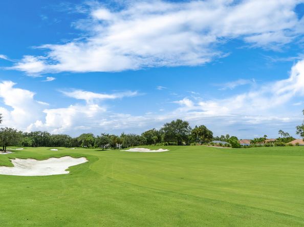 16125 Villa Vizcaya Place, Delray Beach FL 33446