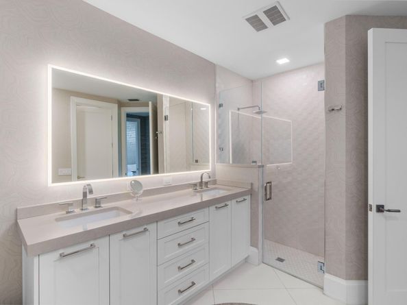 16125 Villa Vizcaya Place, Delray Beach FL 33446