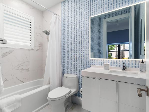 16125 Villa Vizcaya Place, Delray Beach FL 33446