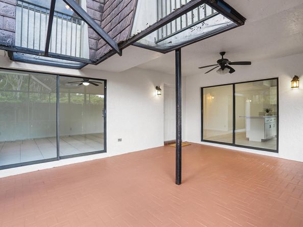 7690 Courtyard Run W, Boca Raton FL 33433