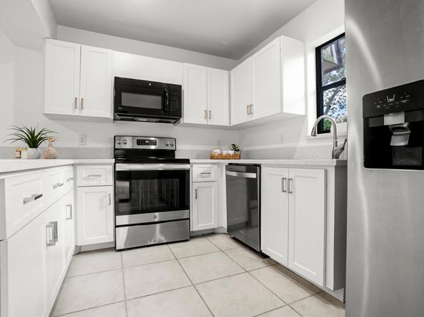 7690 Courtyard Run W, Boca Raton FL 33433