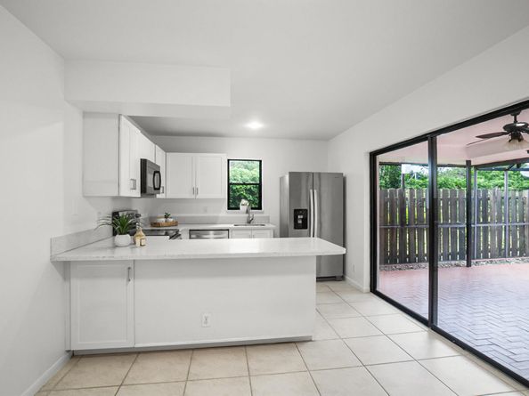 7690 Courtyard Run W, Boca Raton FL 33433