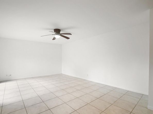 7690 Courtyard Run W, Boca Raton FL 33433