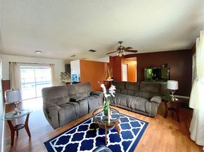 406 SW 80th Ter, North Lauderdale FL 33068