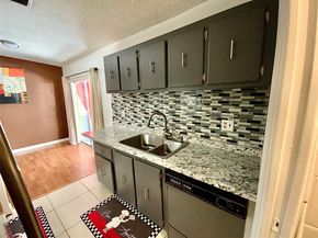 406 SW 80th Ter, North Lauderdale FL 33068