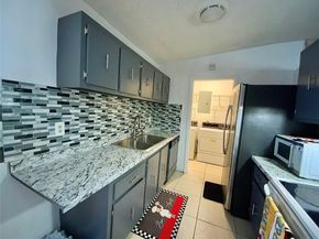 406 SW 80th Ter, North Lauderdale FL 33068