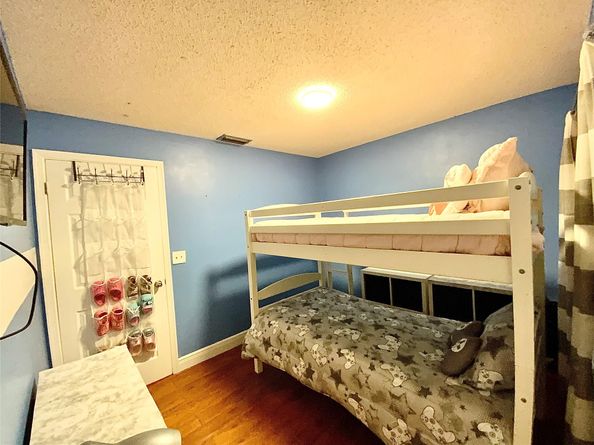 406 SW 80th Ter, North Lauderdale FL 33068