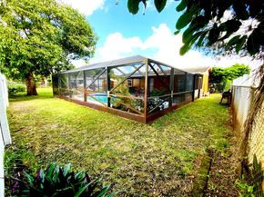 406 SW 80th Ter, North Lauderdale FL 33068