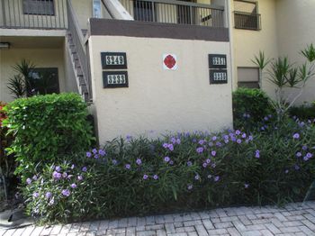 3249 Carambola Cir