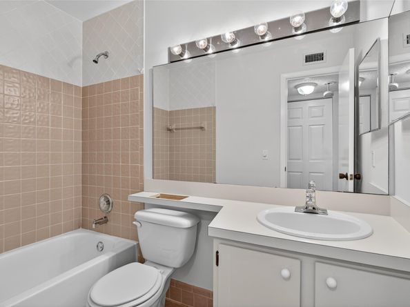 3249 Carambola Cir 3249, Coconut Creek FL 33066