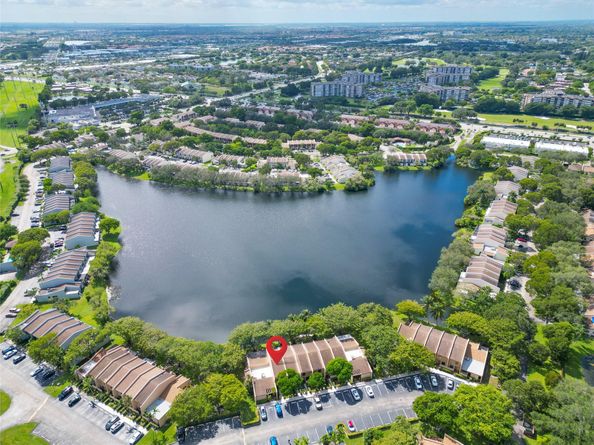 1424 NW 97th Ter 280, Hollywood FL 33024