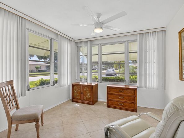 1025 South Dr D, Delray Beach FL 33445