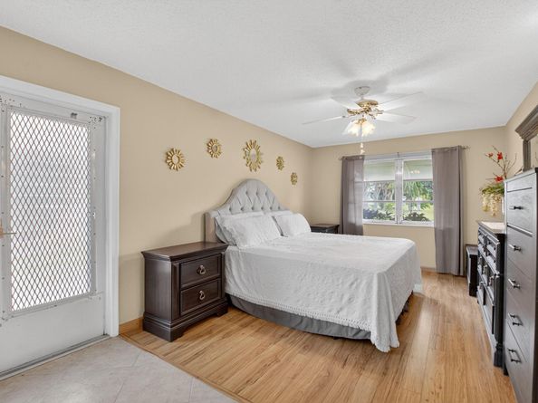 1025 South Dr D, Delray Beach FL 33445