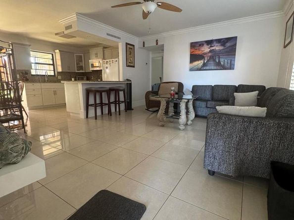 5954 Longbow Ln Lane Apt 5, West Palm Beach FL 33415