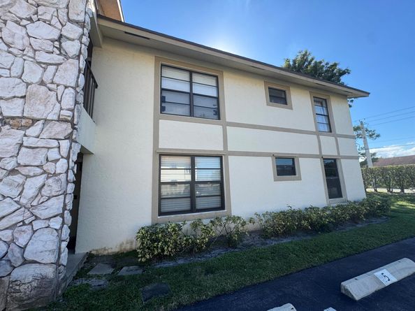 5954 Longbow Ln Lane Apt 5, West Palm Beach FL 33415