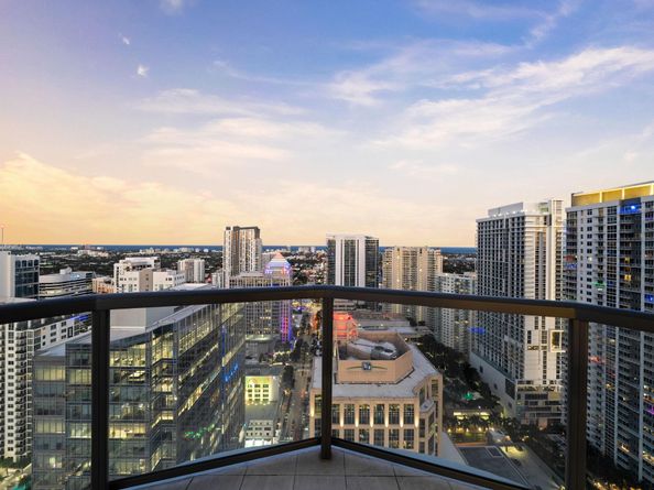 100 E Las Olas Blvd 4001, Fort Lauderdale FL 33301