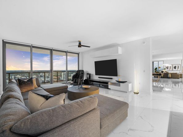 100 E Las Olas Blvd 4001, Fort Lauderdale FL 33301