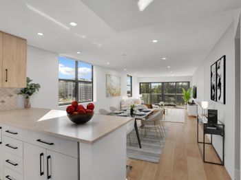 1401 N Riverside Drive