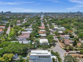 1111 SE 9th AVE, Fort Lauderdale FL 33316