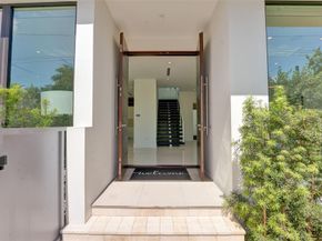 1111 SE 9th AVE, Fort Lauderdale FL 33316