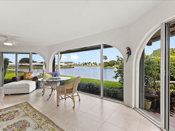 233 Rio Vista Circle, Atlantis FL 33462