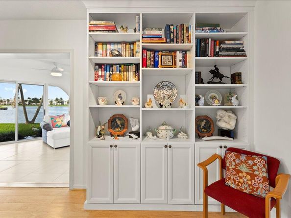 233 Rio Vista Circle, Atlantis FL 33462