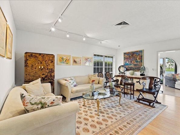 233 Rio Vista Circle, Atlantis FL 33462