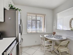 380 Racquet Club Road 106, Weston FL 33326