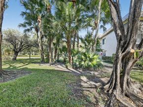 380 Racquet Club Road 106, Weston FL 33326