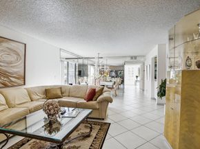 380 Racquet Club Road 106, Weston FL 33326