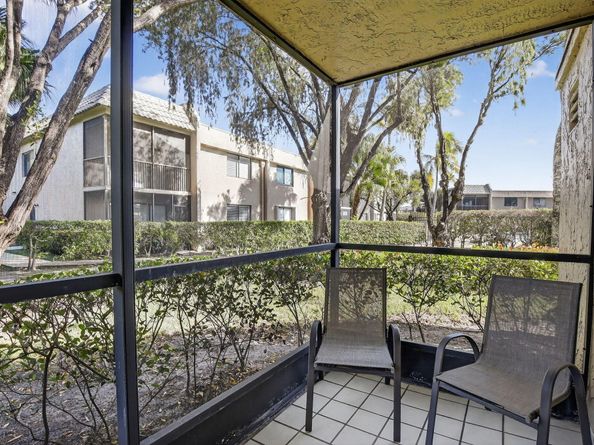 380 Racquet Club Road 106, Weston FL 33326