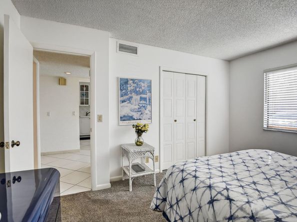 380 Racquet Club Road 106, Weston FL 33326