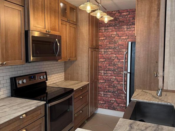 3351 Spanish Trail 115, Delray Beach FL 33483