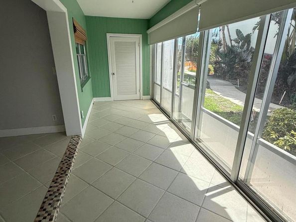 3351 Spanish Trail 115, Delray Beach FL 33483