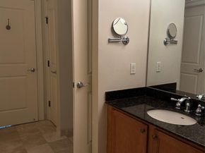 16102 Emerald Estates Dr 129, Weston FL 33331