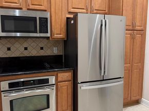 16102 Emerald Estates Dr 129, Weston FL 33331