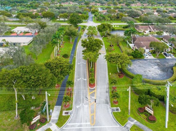 8282 Springlake Drive, Boca Raton FL 33496