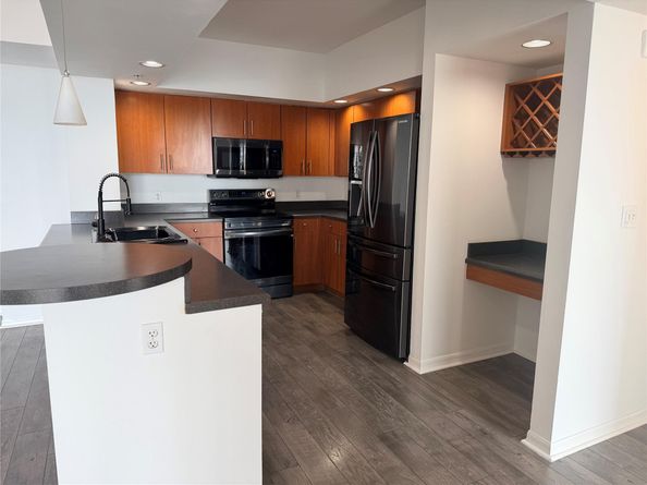 100 N Federal Hwy 1226, Fort Lauderdale FL 33301