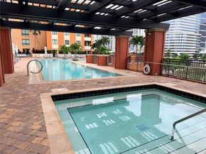 100 N Federal Hwy 1226, Fort Lauderdale FL 33301