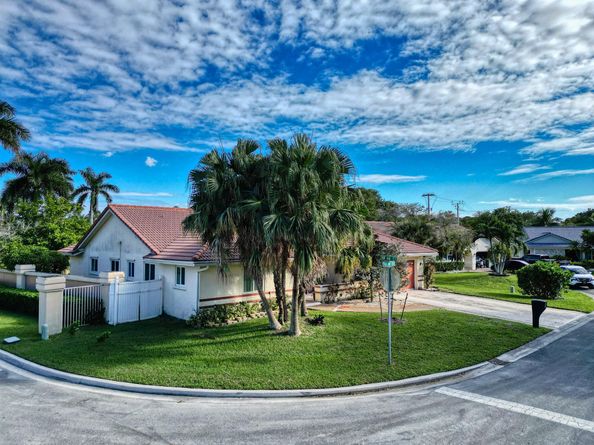 4377 NW 88th Terrace, Coral Springs FL 33065