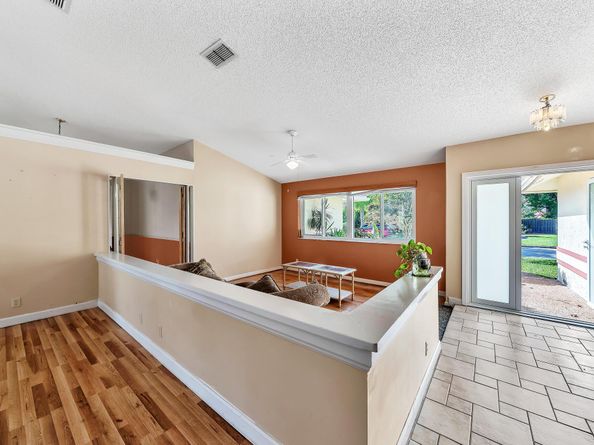 4377 NW 88th Terrace, Coral Springs FL 33065