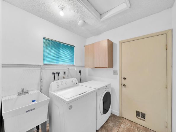 4377 NW 88th Terrace, Coral Springs FL 33065