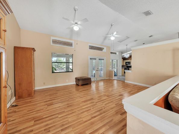 4377 NW 88th Terrace, Coral Springs FL 33065