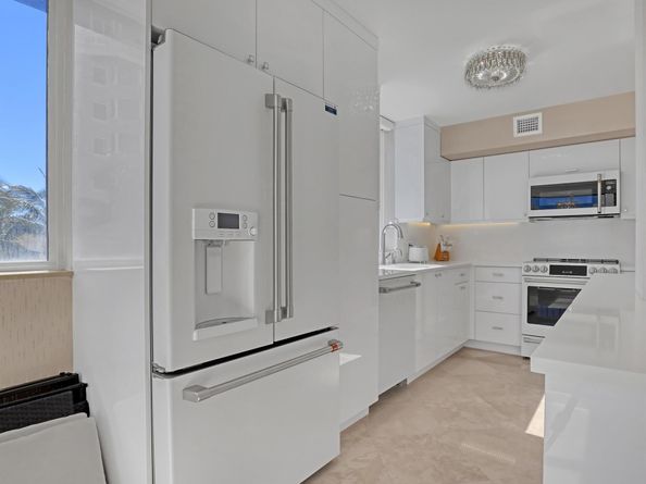 5380 N Ocean Drive 3b, Riviera Beach FL 33404